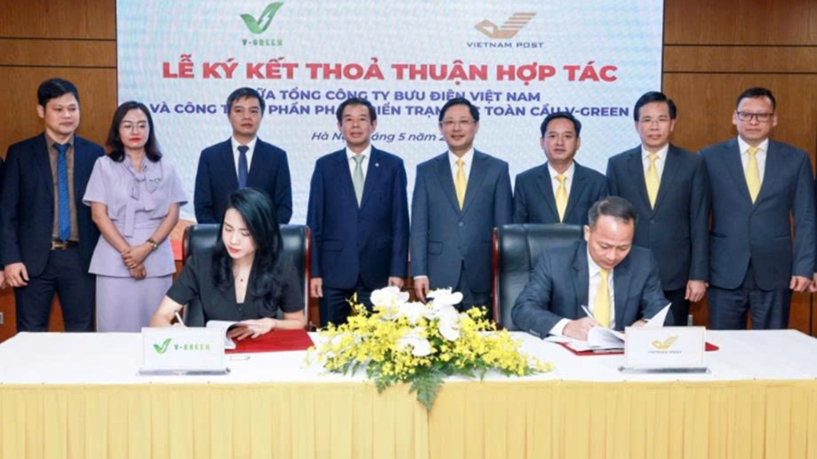 V-Green thỏa thuận hợp tác với các đối tác phủ sóng Tủ đổi pin và Trạm sạc